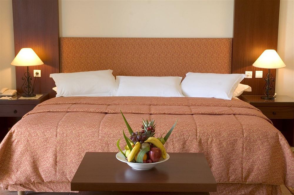 Hotel Golden Tulip Farah Khouribga Exterior foto